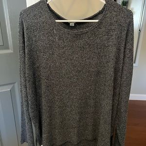 Aerie long sleeve shirt/sweater